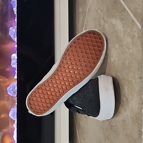 Vans shoes - Picture 3 of 3